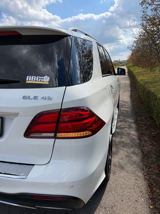 Mercedes-Benz GLE-Class 2017