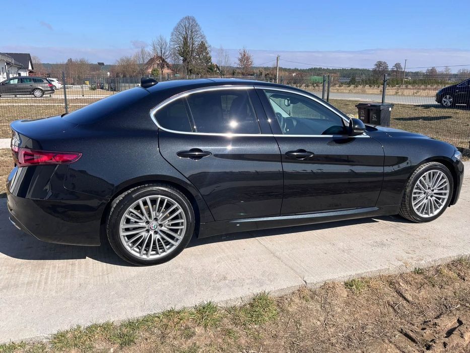 Alfa Romeo Giulia piękna Giulia w SUPER STANIE! Europa!! 2.0 benzyna 200KM VULCANO Black