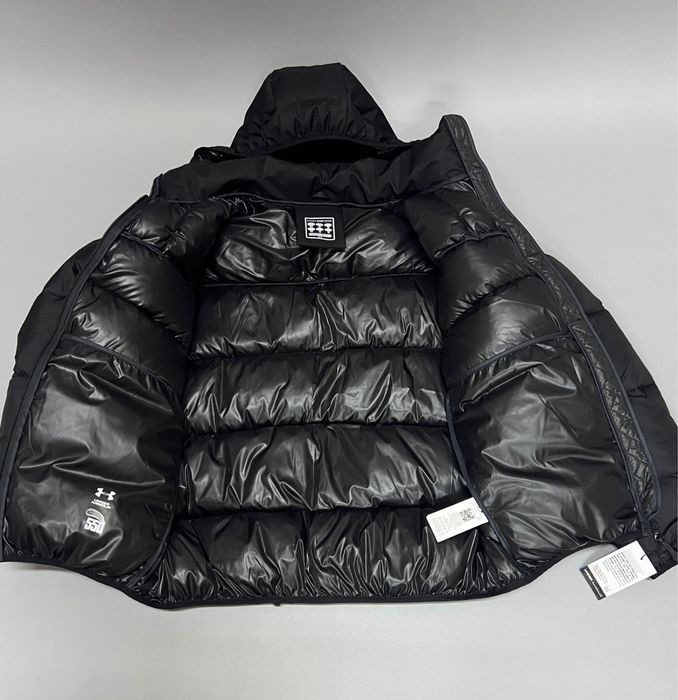 Куртка мужская зимняя на халлофайбере , класная молель , легкая и тепл