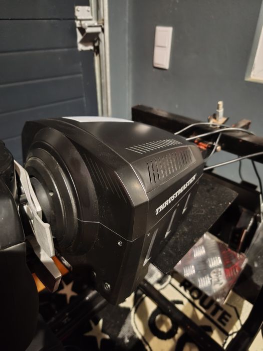 Thrustmaster Ts pc Racer (base de volante)