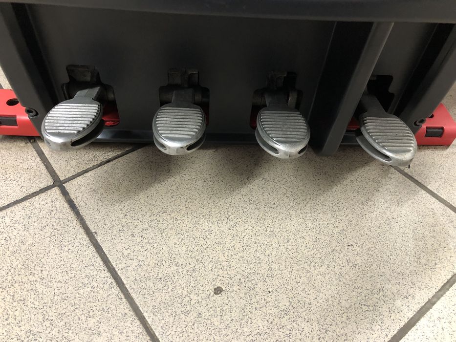 Шиномонтажний станок bright