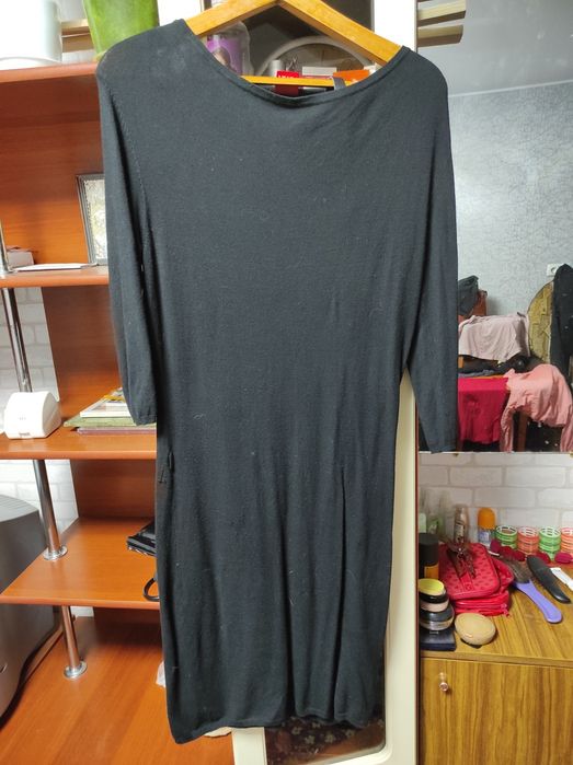 Продам свої плаття.