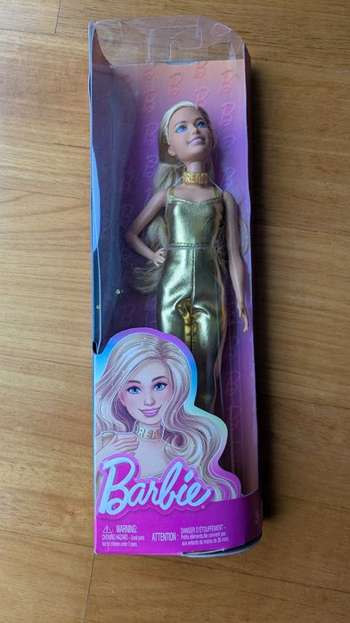 Boneca Barbie oficial