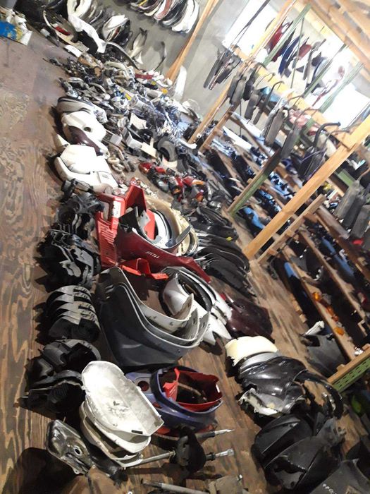 Продам пластик на японские скутера Suzuki lets honda dio yamaha  jog