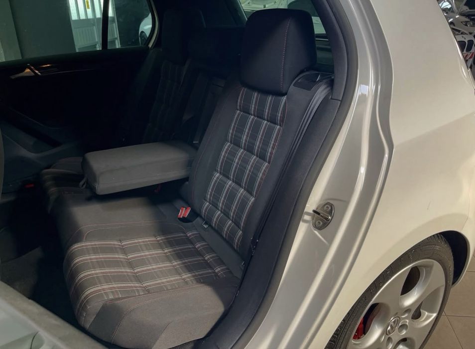 VW Golf VI 2.0 TSI 211CV CX DSG