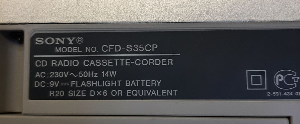 Магнитола "Sony CFD-S35CP"