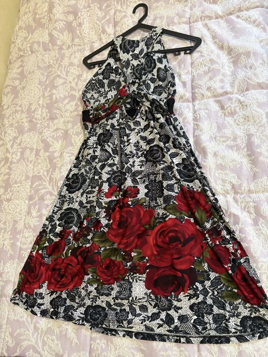 Varios vestidos…..