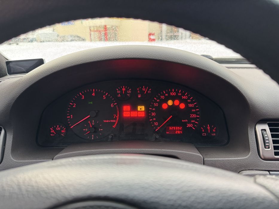 Продам Audi A6c5  1,8t, механіка. В чудовому стані!