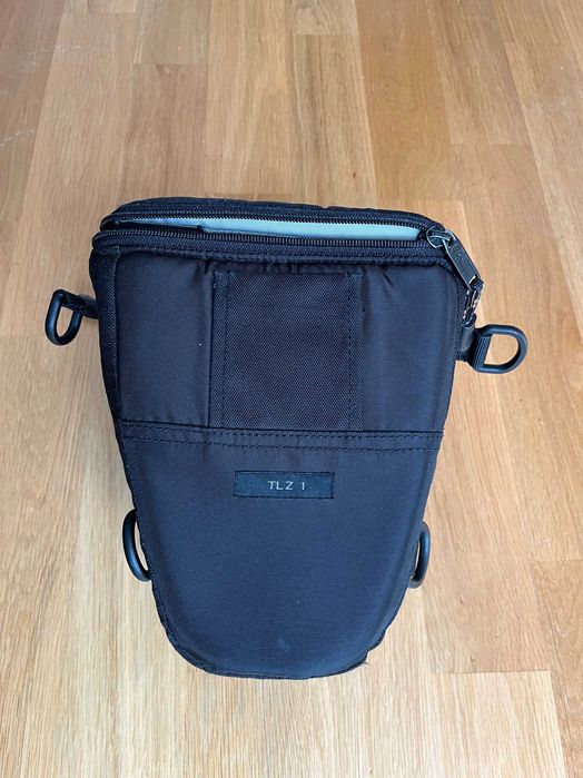 Solidny pokrowiec LowePro na lustrzankę