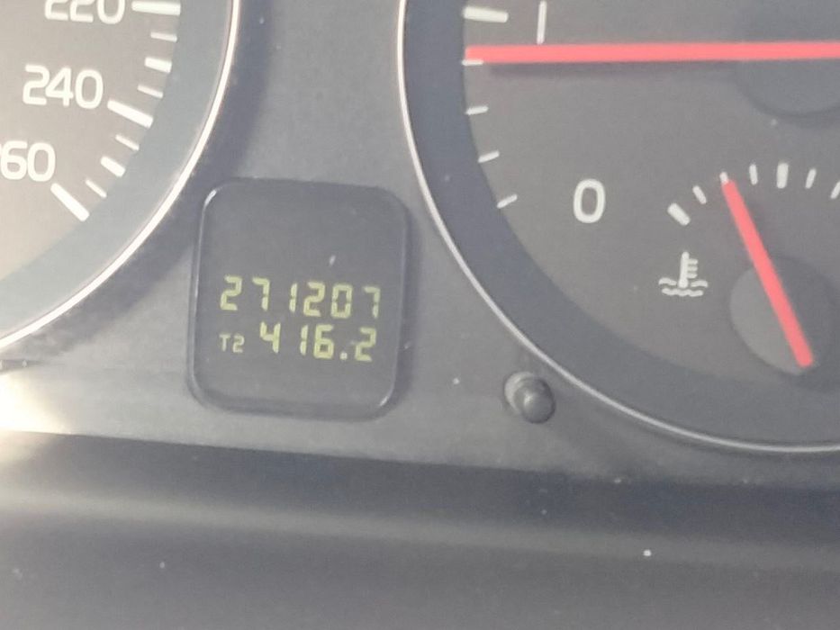 Продам автомобіль Volvo V50 1.6D2