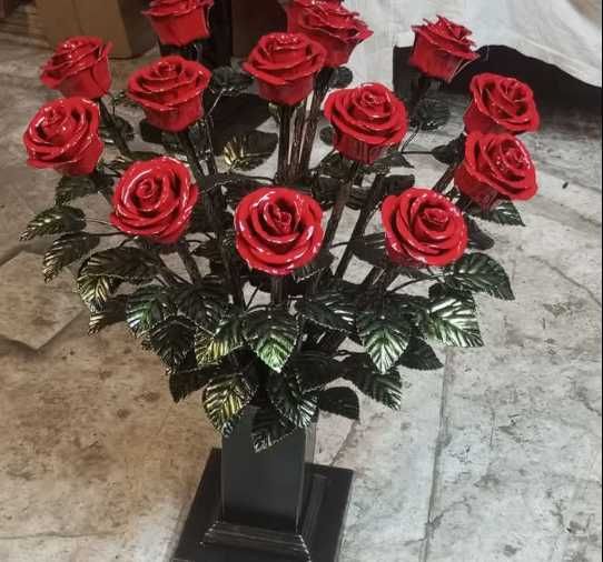 Продам ковані рози