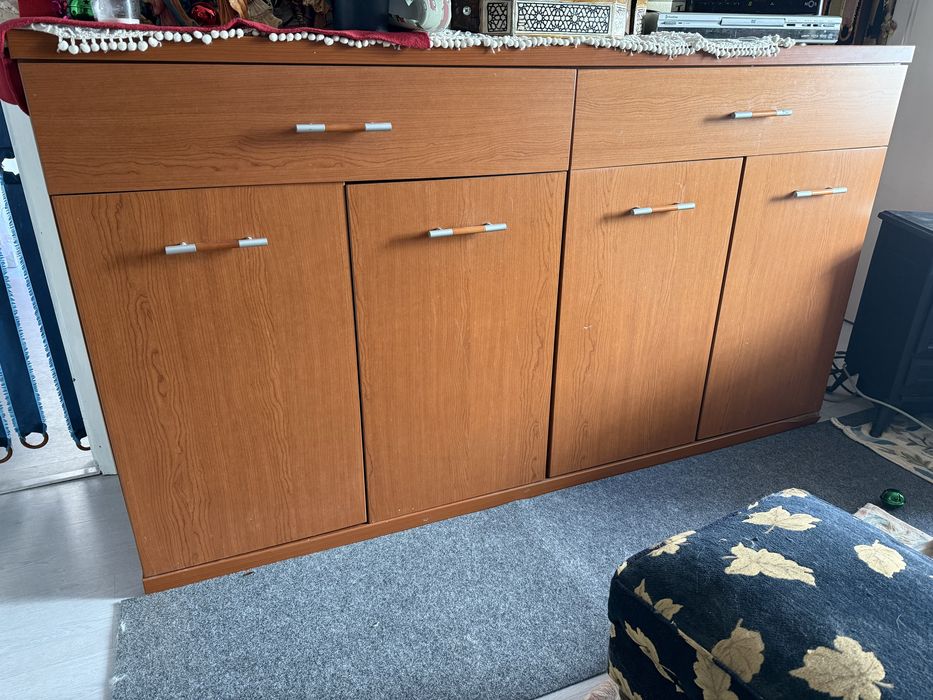 Aparador elegante  vendo