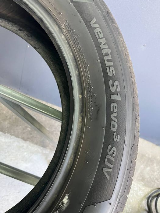 Шины БУ 235 55 R 19 HANKOOK s1evo3 suv Лето Комплект резина