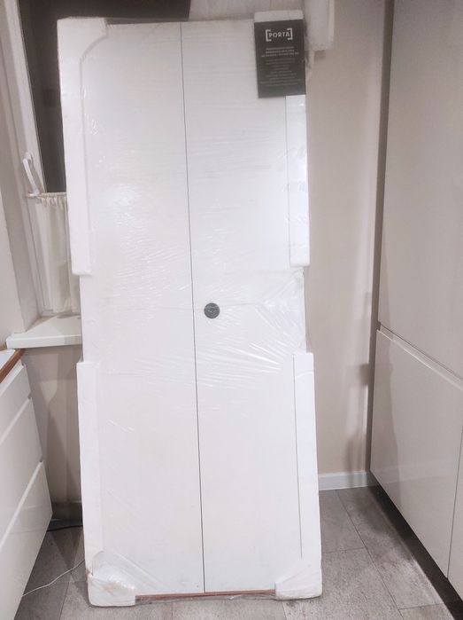 Drzwi wewnątrzne łamane pełne Porta Beta białe 80