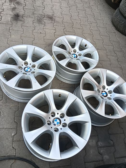 Felgi aluminiowe BMW  8jx18 et20   /    9jx18 et32    5x120