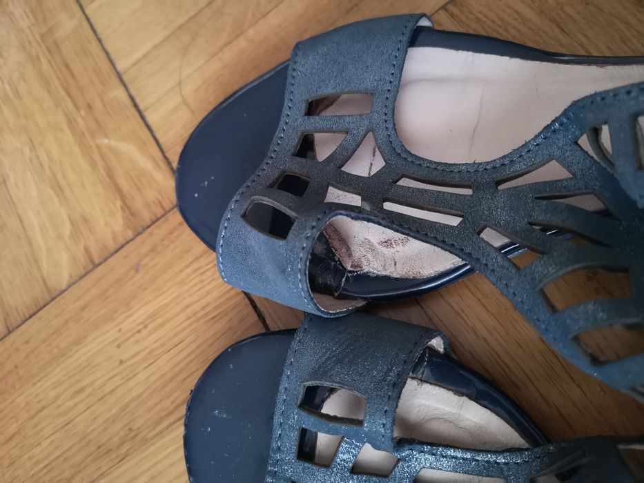 Sandały na koturnie Sergio Bardi