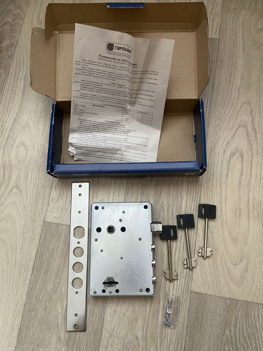 Врізний замок Gardian BS67, 5*77. 3 ключі.