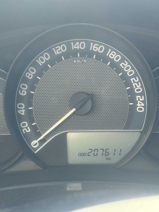 Toyota Auris 1.4 D-4D (Diesel) de 2014 carrinha — photo 2