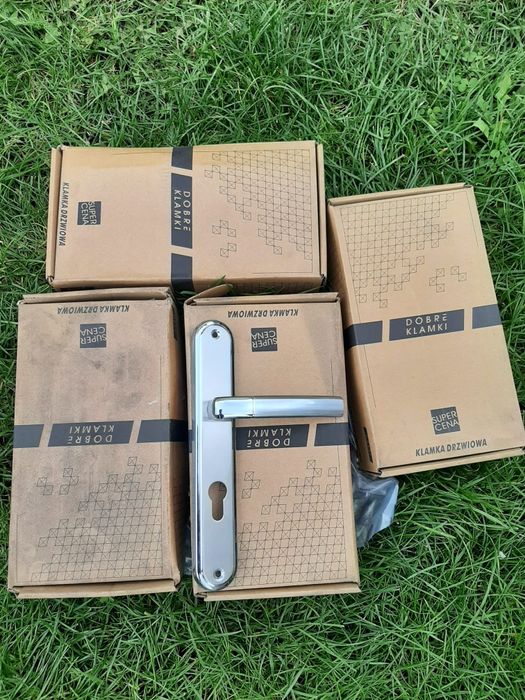 Klamki wewnętrzne, nowe 4szt.