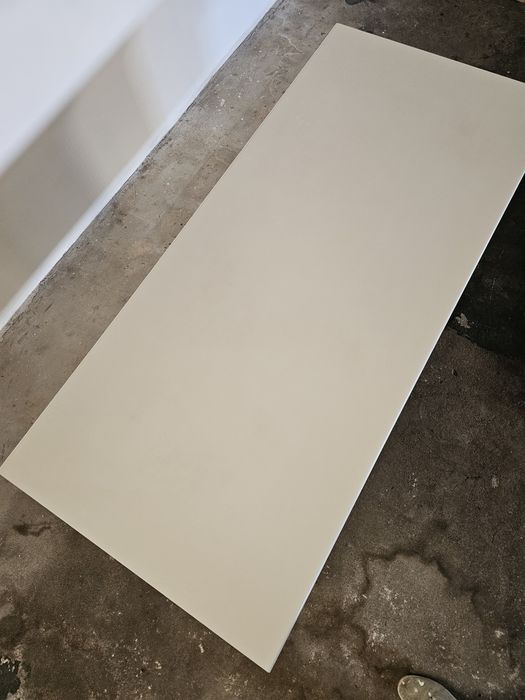 Secretária de Escritório Robusta 180x80 cm – Estrutura Metálica | Bom Estado