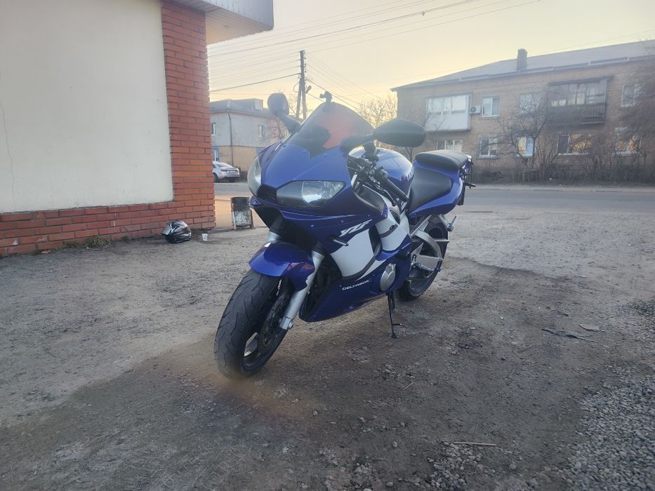 Ямаха р6 , 2002 рік