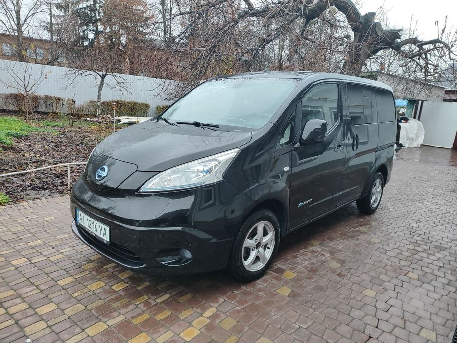 Електроавтомобіль NISSAN E-NV 200