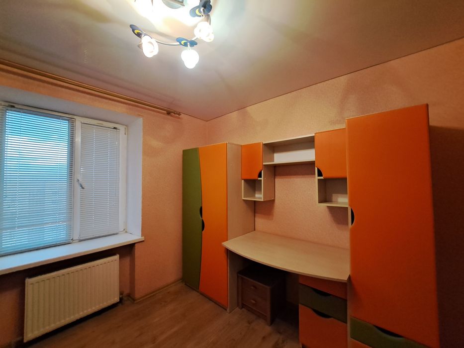 Оренда 3 кімнатноі квартири  в центрі на Театральній