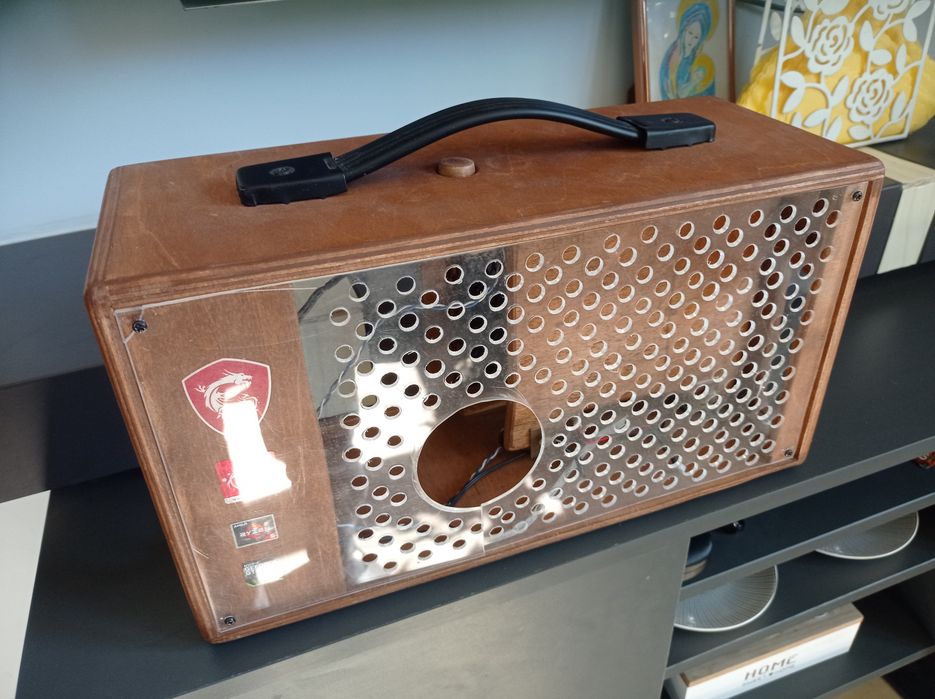 Obudowa mini ITX PC Drewniana Radio Custom