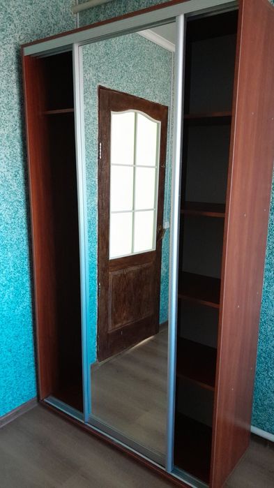 Продам шкаф купе