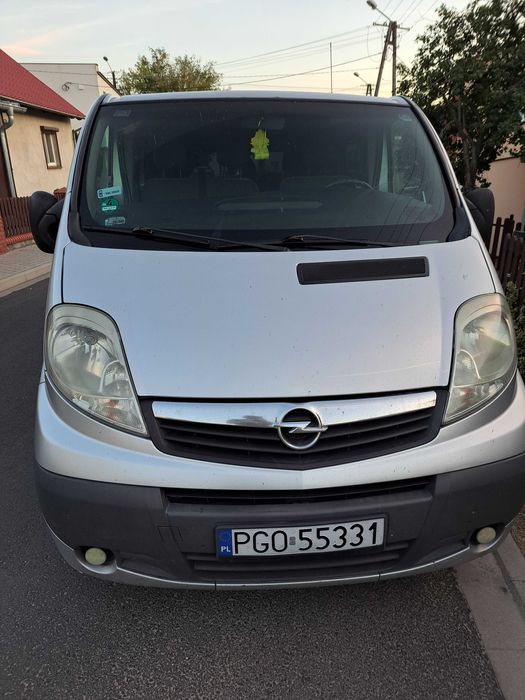 Opel Vivaro 2009 long ,9 osobowy