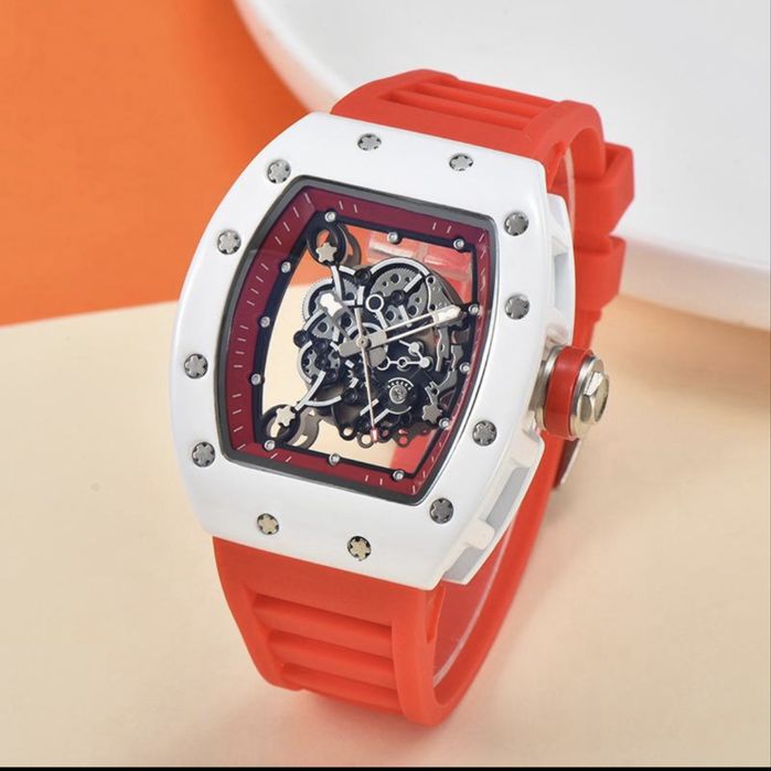 Nowy modny zegarek
