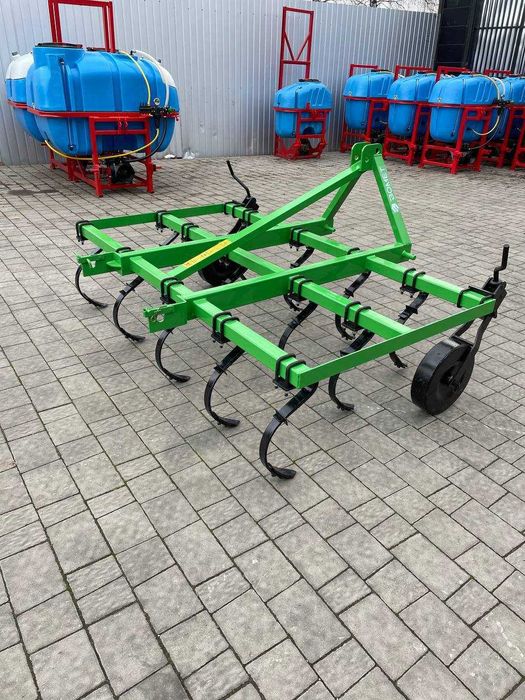 Культиватор суцілього обробітку грунту 3-рядний 1.80м BOMET