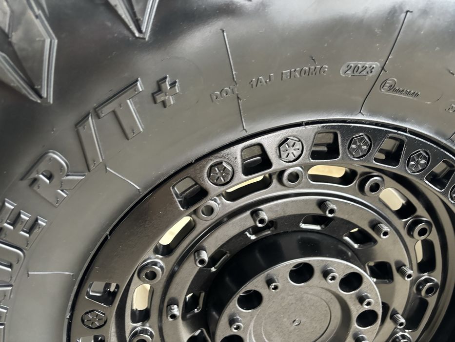 Koła terenowe Jeep 5x127 opony 37x12,50R17