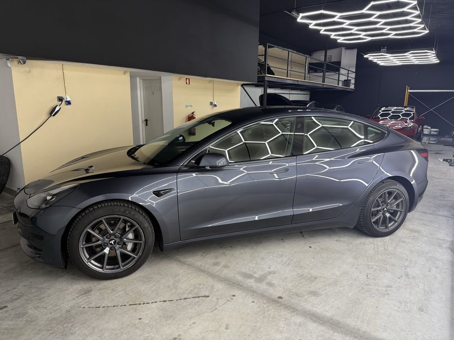 Tesla Model 3 Standard Range plus LFP Facelift