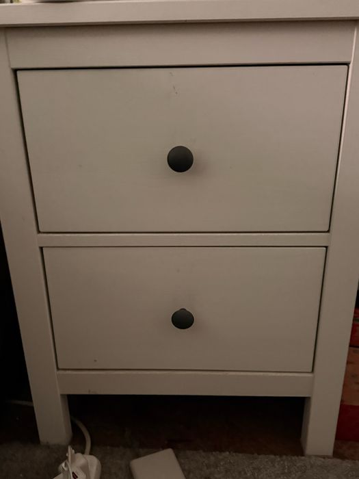 Movéis IKEA TV e Quarto