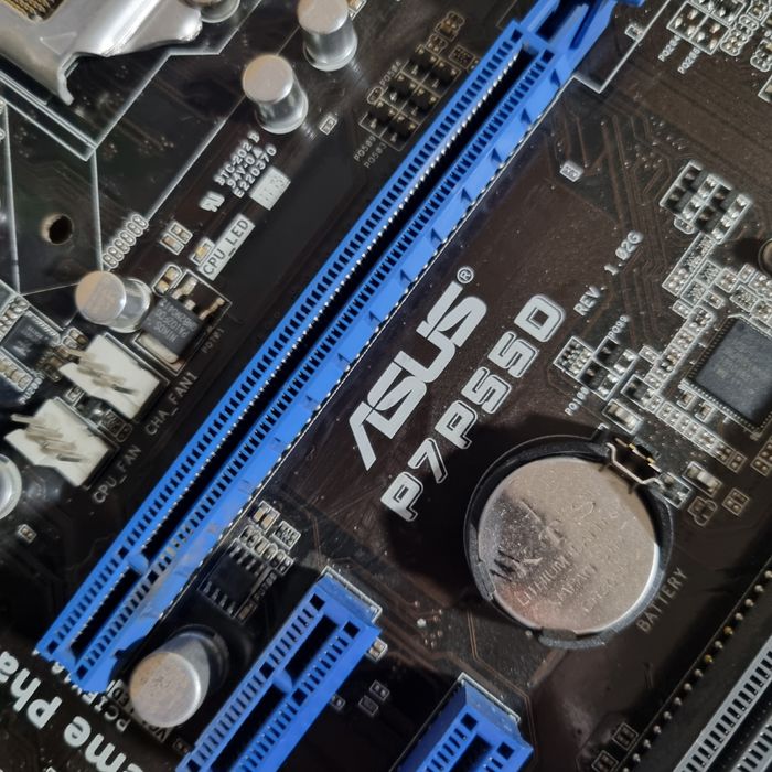 ASUS P7P55D Rev 1.02G – LGA1156 / DDR3 / ATX – sprawna