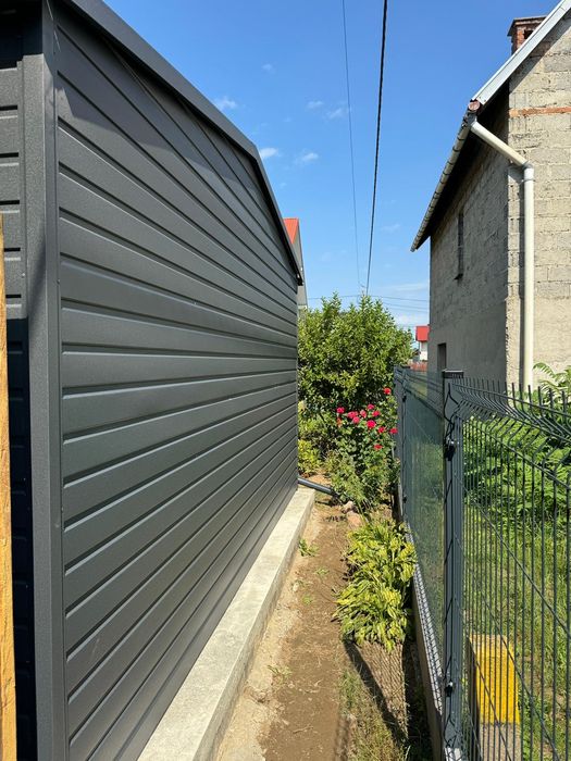 Garaż blaszany 4.5x6 garaże brama segmentowa