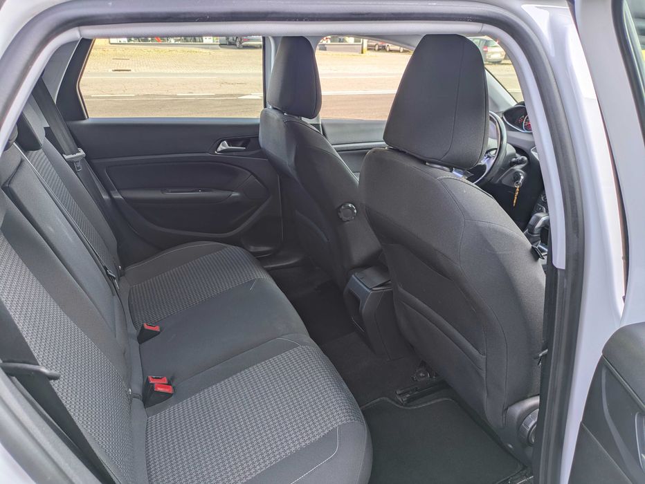 Peugeot 308 SW BlueHDi 120 EAT6 Stop & Start Allure