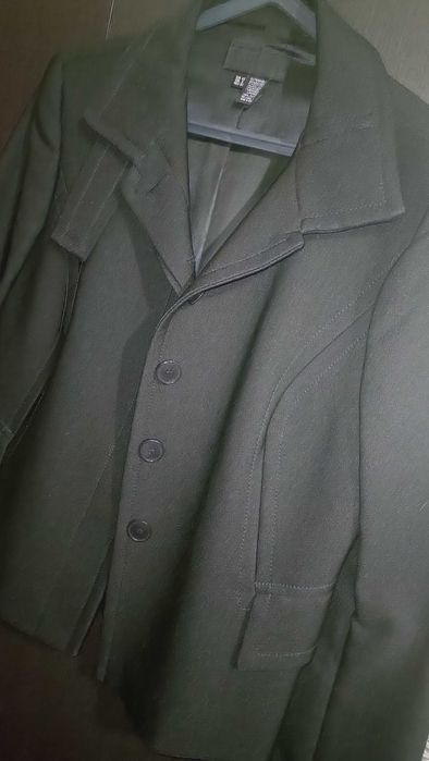 Blazer cor preta da Zara.