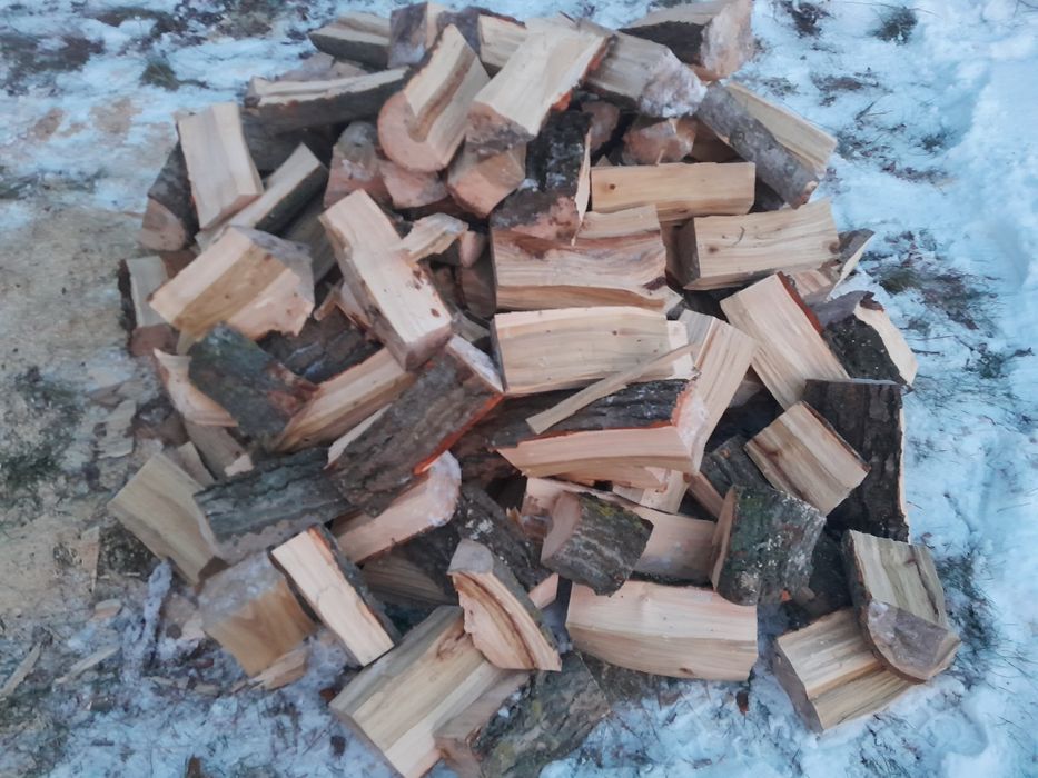 Drewno opałowe kominowe liściaste