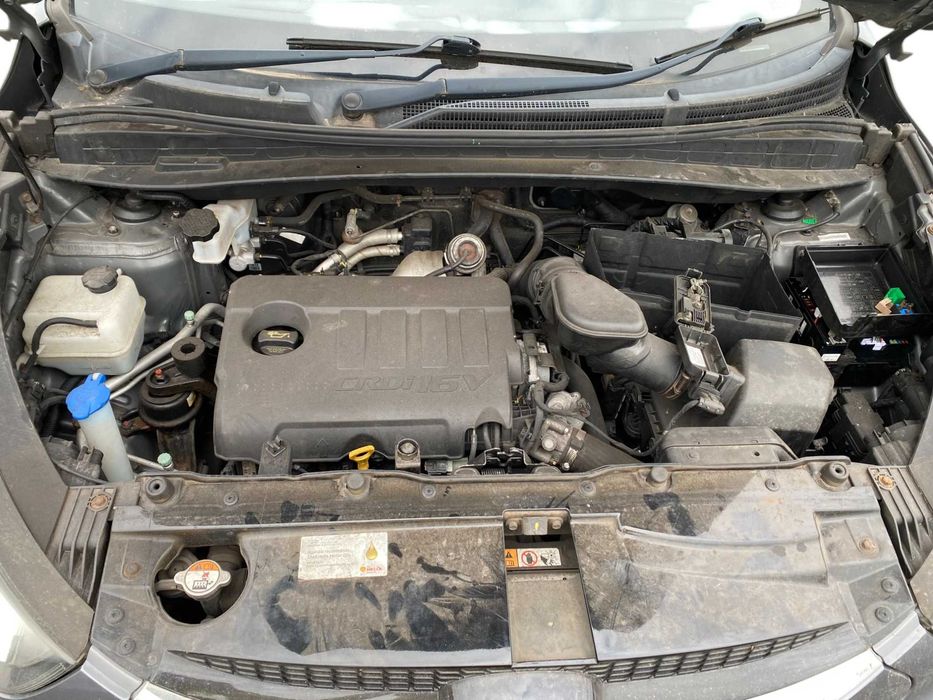 Hyundai IX35 ZAR D4FD Zderzak Przód Przedni Kompletny