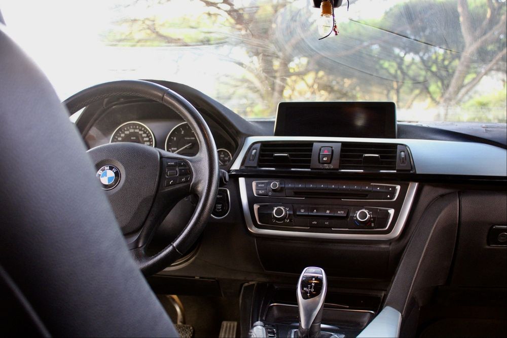 BMW 320d Luxury Line