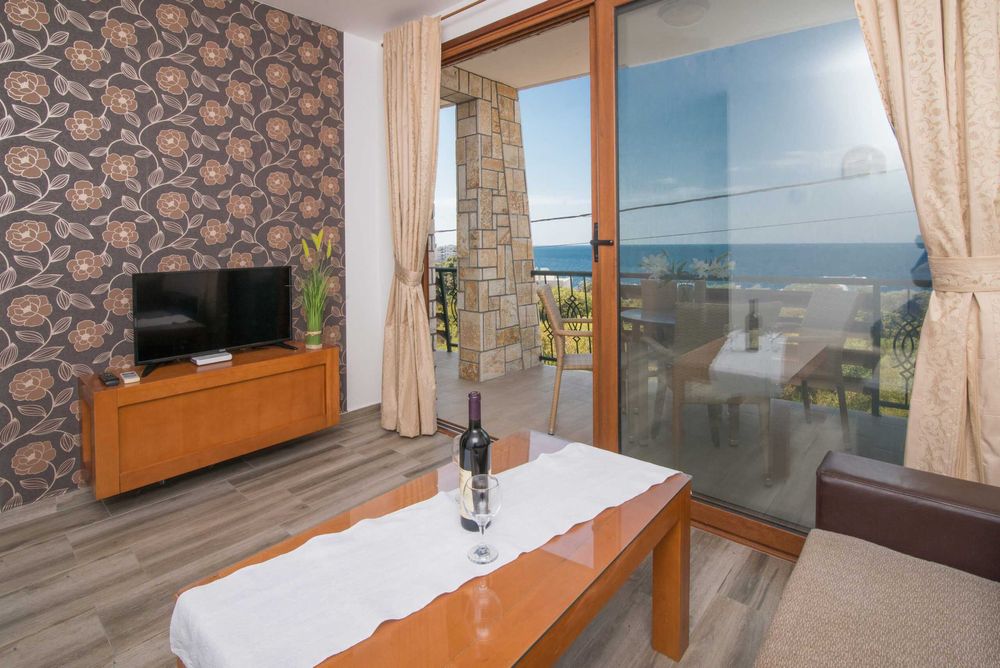 Czarnogóra - przy plaży (3 osoby ze śniadaniem)