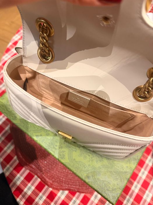 жіноча сумка гуччі