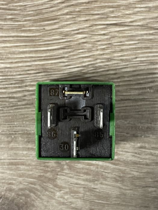 Автомобільне реле