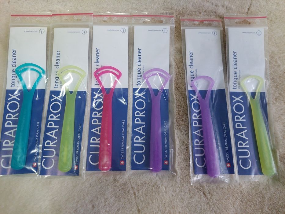 Скребок для язика  від Curaprox