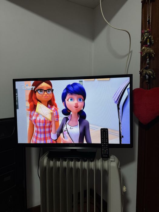 Tv led sansung  32h4000