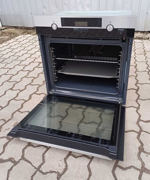 AEG 6000 SteamBake Вбудована Духова шафа духовка BER455120M 71 л пар