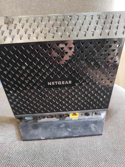 продам роутеры Netgear