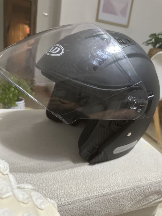Capacete aberto preto